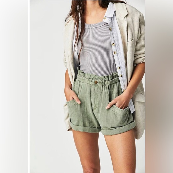 NWT Free People Topanga Cuff Shorts in Oil Green - Picture 7 of 14